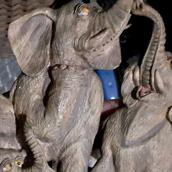 elephant figurine - Picture 4 of 4